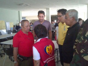 Sec. Dinky Soliman in Ormoc City w/ Mayor Codilla, Sec. Roxas & Sec. Gazmin