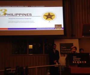 Sec. Soliman gives her acceptance message after receiving the award