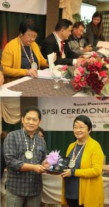 Left to Right: Department of Social Welfare and Development (DSWD) Secretary Judy M. Taguiwalo, Department of Health (DOH) Undersecretary for Policy and Health Systems 2 Roger Tong-an, and Philippine Health Insurance Corporation (PHIC) OIC President and Chief Executive Officer Ramon Aristoza, Jr., sign the memorandum of agreement for the implementation of the Social Protection Support Initiative (SPSI)-Convergence Project which will harmonize delivery of social services and enhance the efficiency of social protection programs for poor Filipino households in Occidental Mindoro. DSWD Sec. Taguiwalo hands over ICT equipment given by the Department of Information and Communications Technology (DICT) for the conduct of the SPSI-Convergence Project to Sangguniang Panlalawigan Chairperson on the Committee for Social Services Lope C. Asilo.