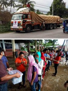 (Photo 1) A truck carrying family food packs and non-food items from the Department of Social Welfare and Development (DSWD) National Resource Operations Center in Pasay City for the families affected by the ongoing armed conflict in Marawi City arrives at the newly-opened operations center in Malabang, Lanao Del Sur. (Photo 2) Staff from DSWD Field Office in Region X assists the Local Government Unit (LGU) of Bacolod, Lanao Del Norte in the distribution of relief goods donated by the National Grid Corporation of the Philippines to the evacuees staying at an evacuation center in the City.