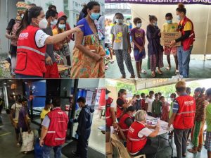 Social workers from DSWD-National Capital Region assist the Badjaos during their stay at the Balik Probinsiya, Bagong Pag-asa Center in Quezon City; during their transport from the center going to North Harbour, Manila; and until they boarded the ferry back to their places of origin.