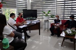 Department of Social Welfare and Development Field Office Caraga Regional Director Ramel Jamen meets with response team members of the International Organization for Migration (IOM) Philippines and the United Nations Office for the coordination of Humanitarian Affairs (OCHA) to plan ways on how to effectively provide assistance to Typhoon Odette-affected families in CARAGA Region.