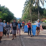 Community volunteers of the Department of Social Welfare and Development’s (DSWD) Kapit-Bisig Laban sa Kahirapan - Comprehensive and Integrated Delivery of Social Services (KALAHI-CIDSS) Program from various areas in MIMAROPA Region participate in a community clean-up drive in support of the Department of the Interior and Local Government’s (DILG) "Kalinga at Inisyatiba para sa Malinis na Bayan" (KALINISAN) Program.